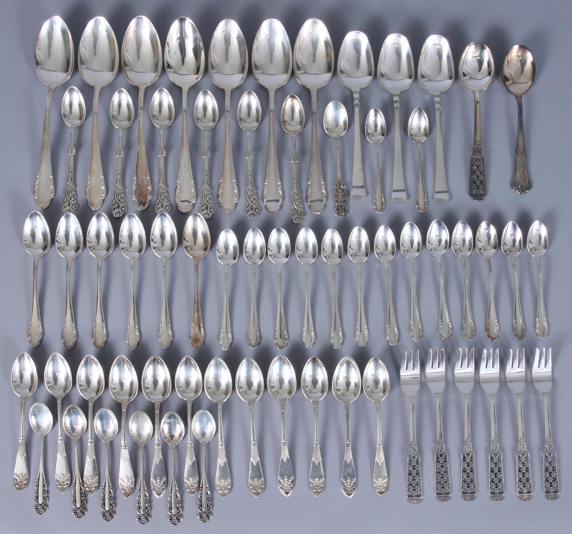 PARTI BESTICK, silver 44 delar. Mestadel svenskt 1900-1970.