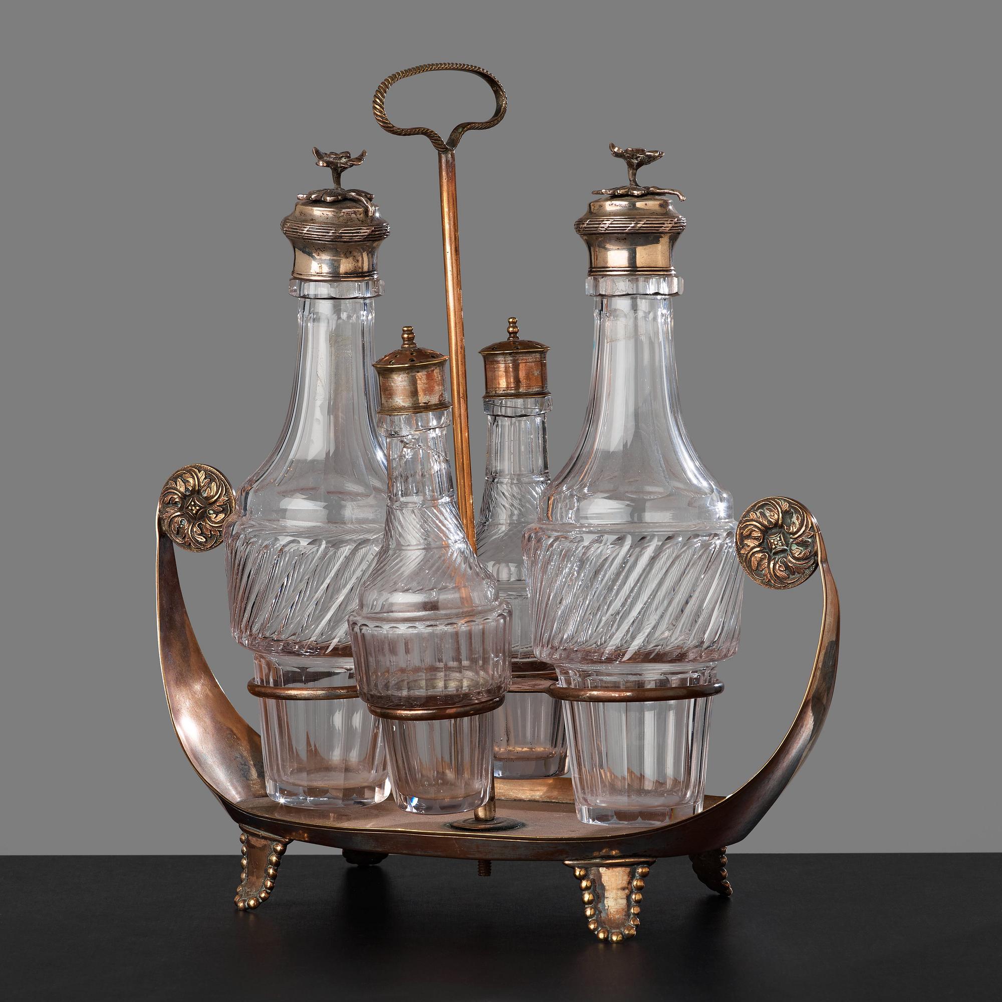 BORDSSURTOUT, sengustaviansk, 1800-talets början.