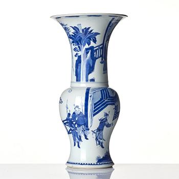 A large blue and white 'yenyen' vase, China, 20th century.