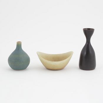 Carl-Harry Stålhane, three stoneware vases and a bowl, Gunnar Nylund a vase, and a vase Humlrbaek, Denmark.