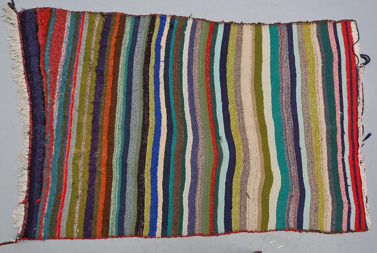MATTA, Kelim, modern tillverkning, 215 x 146 cm.