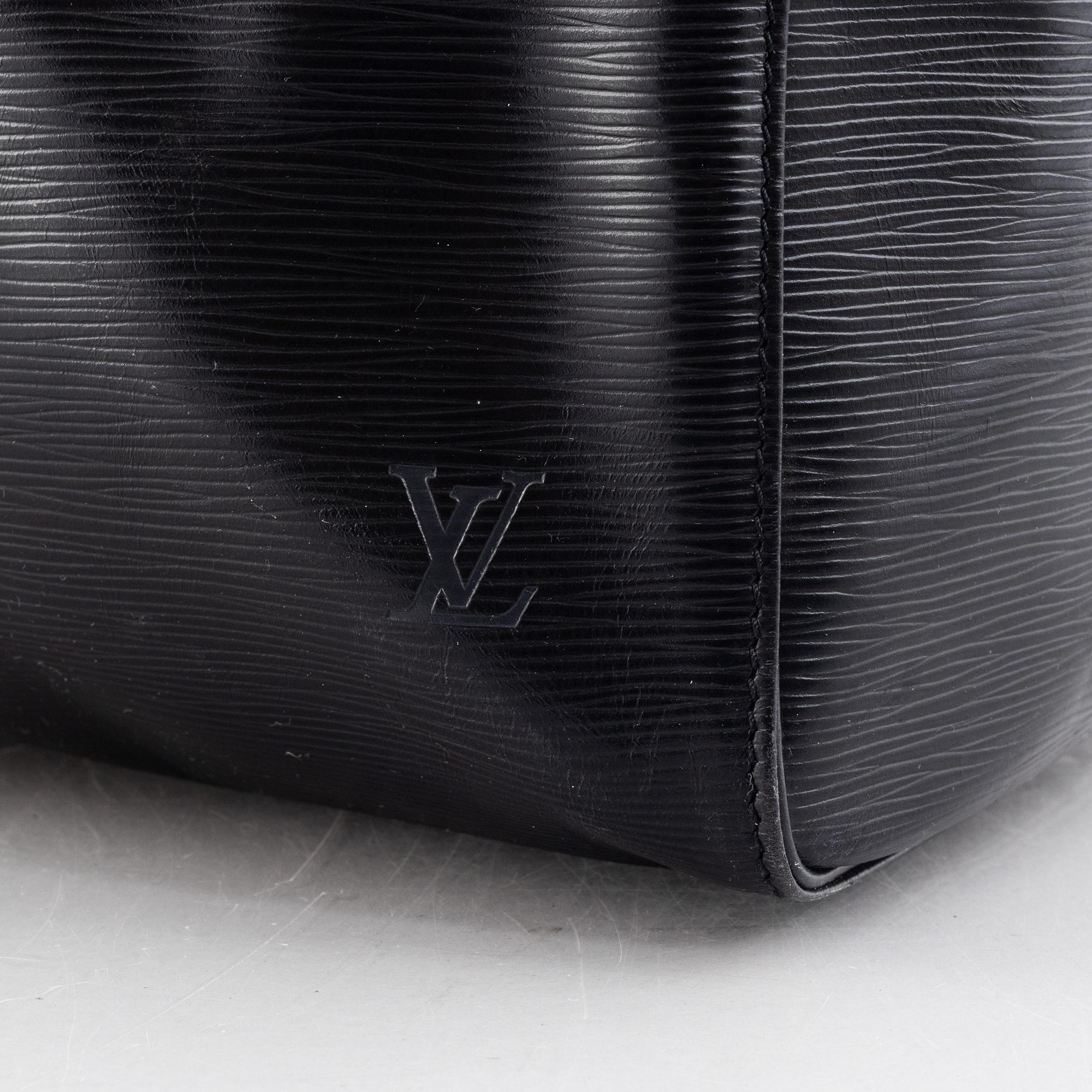 Louis Vuitton, weekend bag, "Keepall epi 60", 1990.