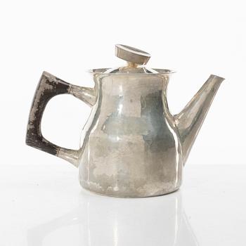Eric Löfman, coffee pot, silver, MGAB, Uppsala 1975.
