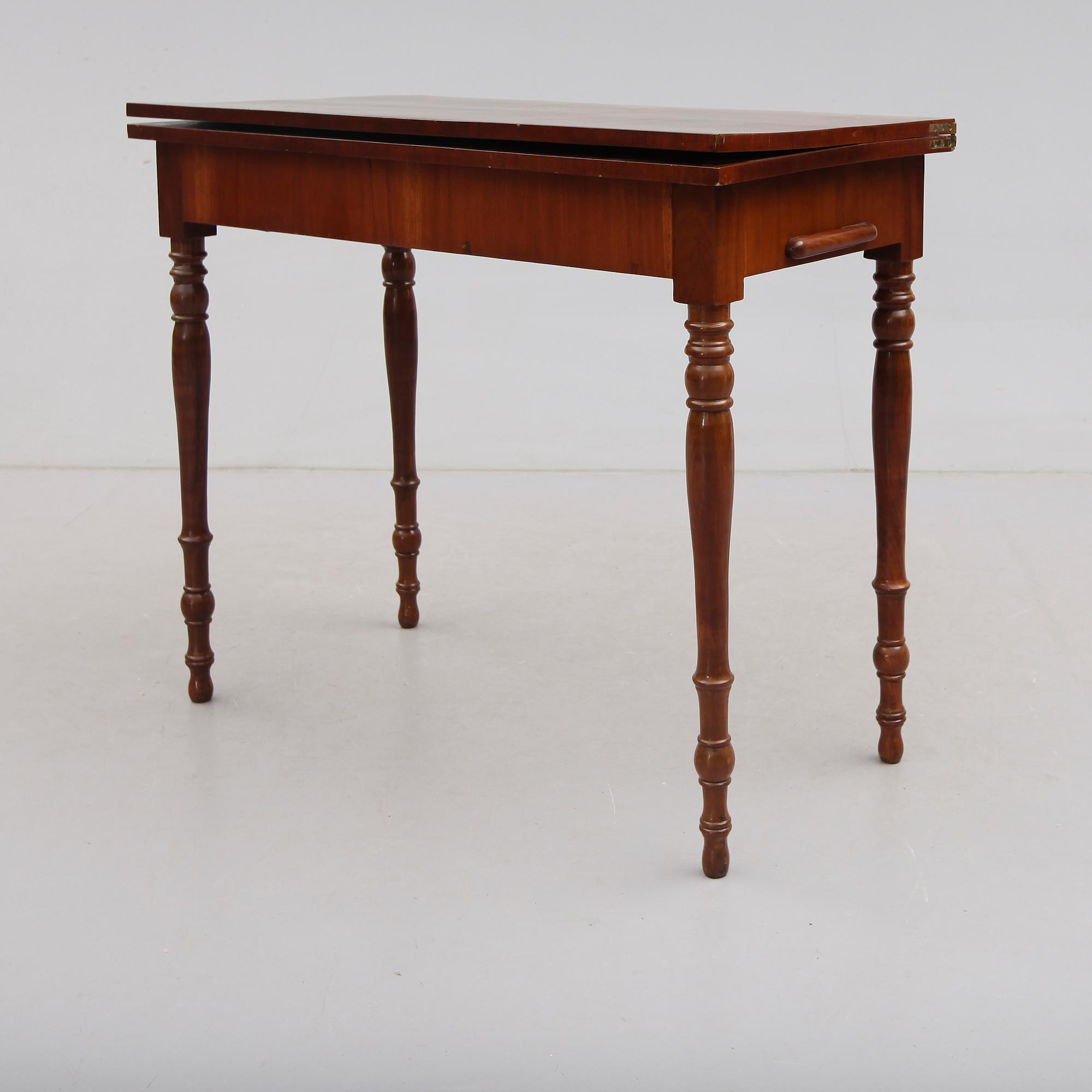 SPELBORD, senempire, 1800-talets mitt.