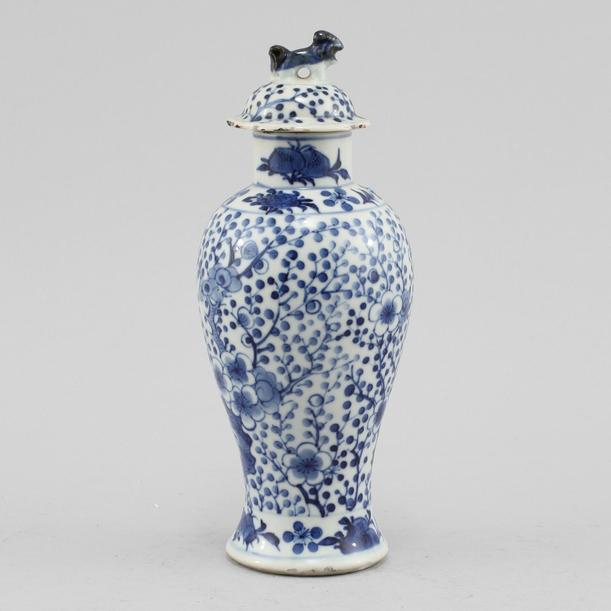 VAS, porslin, Kina, 1700/1800-tal.