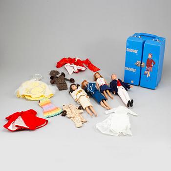 A set of three Barbiedolls with accessories, Mattel 1960's.