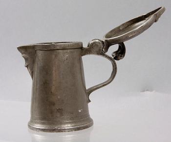 STOP, tenn, Carl Saur, (verksam 1737-1779)Stockholm. Locket märkt 1746.