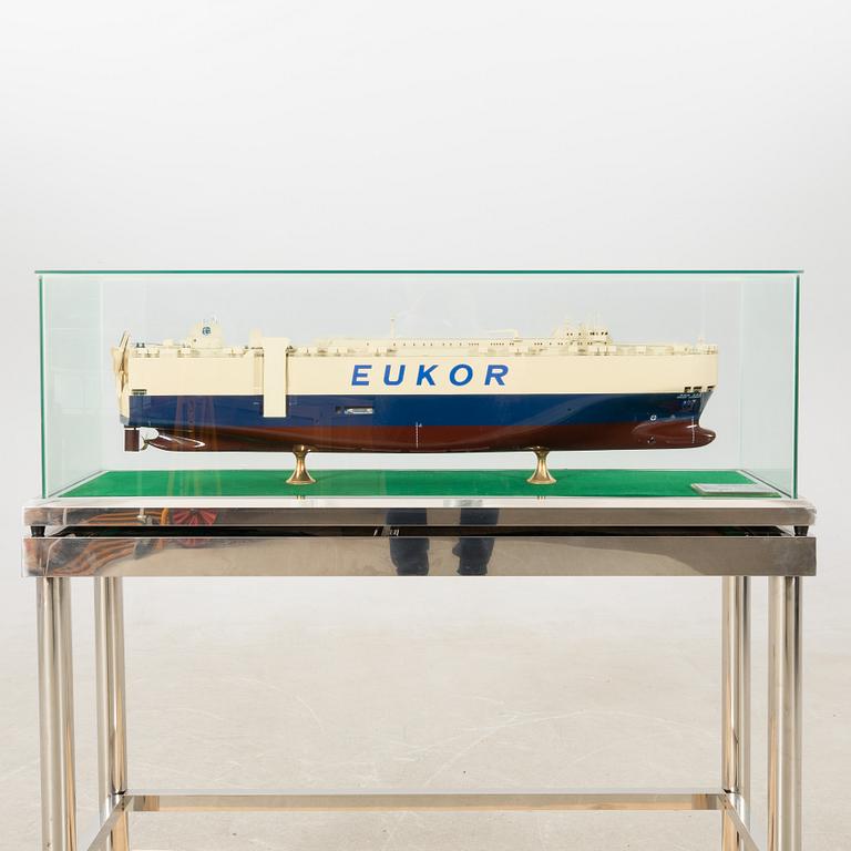 Ship model, "Asian chorus" Eukor car carriers inc Korea 1997.