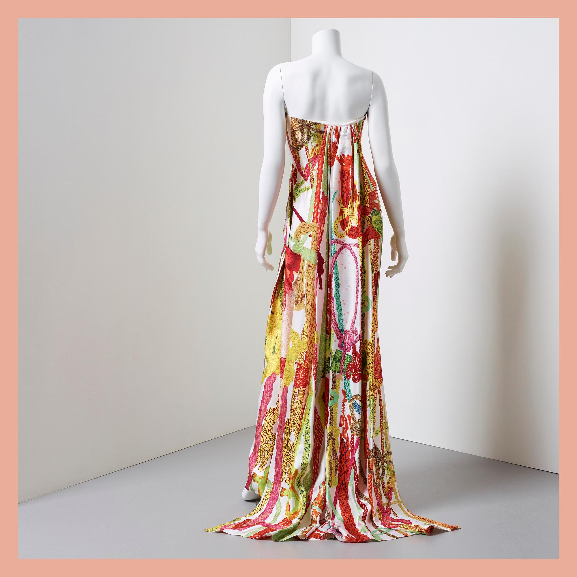 AFTONKLÄNNING, Christian LaCroix, storlek 38.