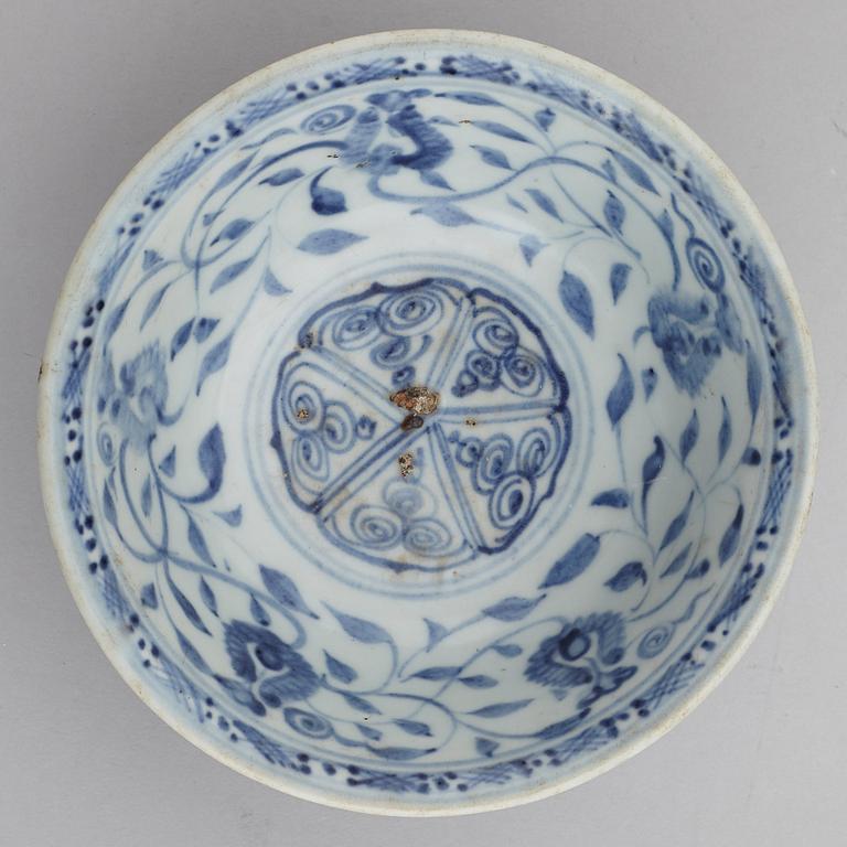 A blue and white bowl, Ming dynasty (1368-1644).