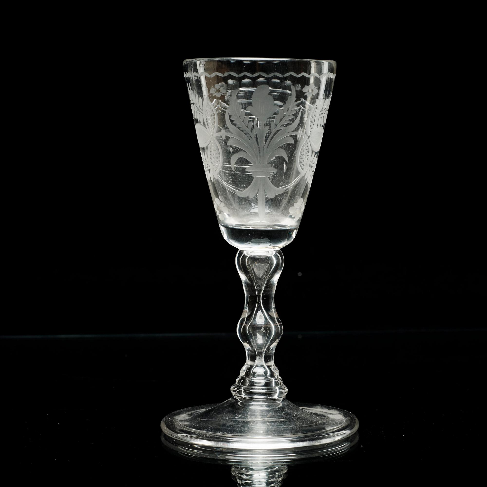 VINGLAS. 1700-tal.