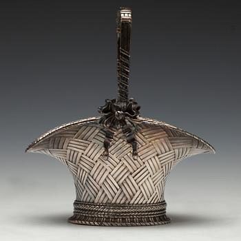 KONFEKTSKÅL, silver, Mellerio dits Meller, Paris 1900-tal. Vikt 286,7 g.