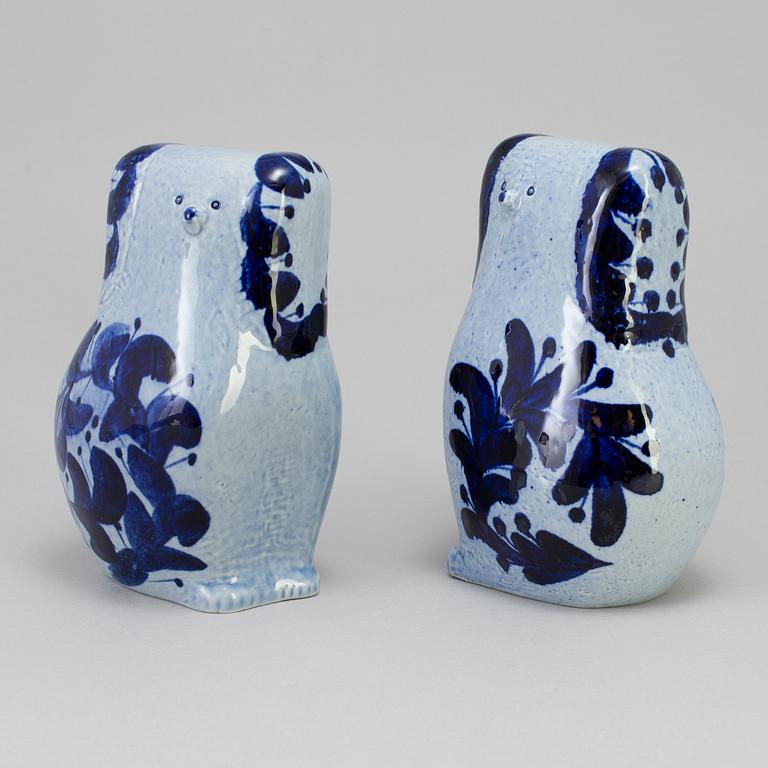 LISA LARSON, a pair of figurines / bookends, stoneware, "Pudlar", Gustavsberg. Designed in 1963.