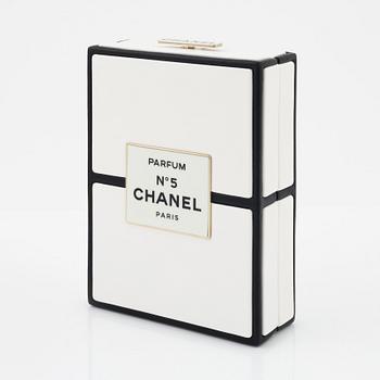 Chanel, bag, "Chanel No. 5 Parfum Box Evening Clutch", 2021.