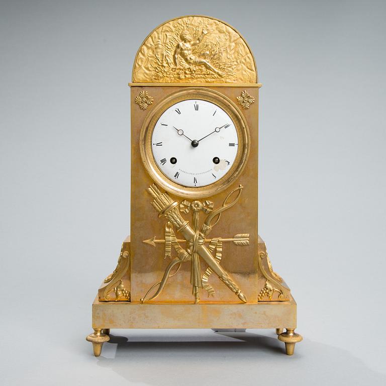 MANTLE CLOCK, gilt bronze, by Jonas Cederlund, Stockholm 1799-1825. Empire.