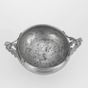 BRÄNNVINSSKÅL, tenn, Gottlob Friedrich Bauman, Hudiksvall 1831.