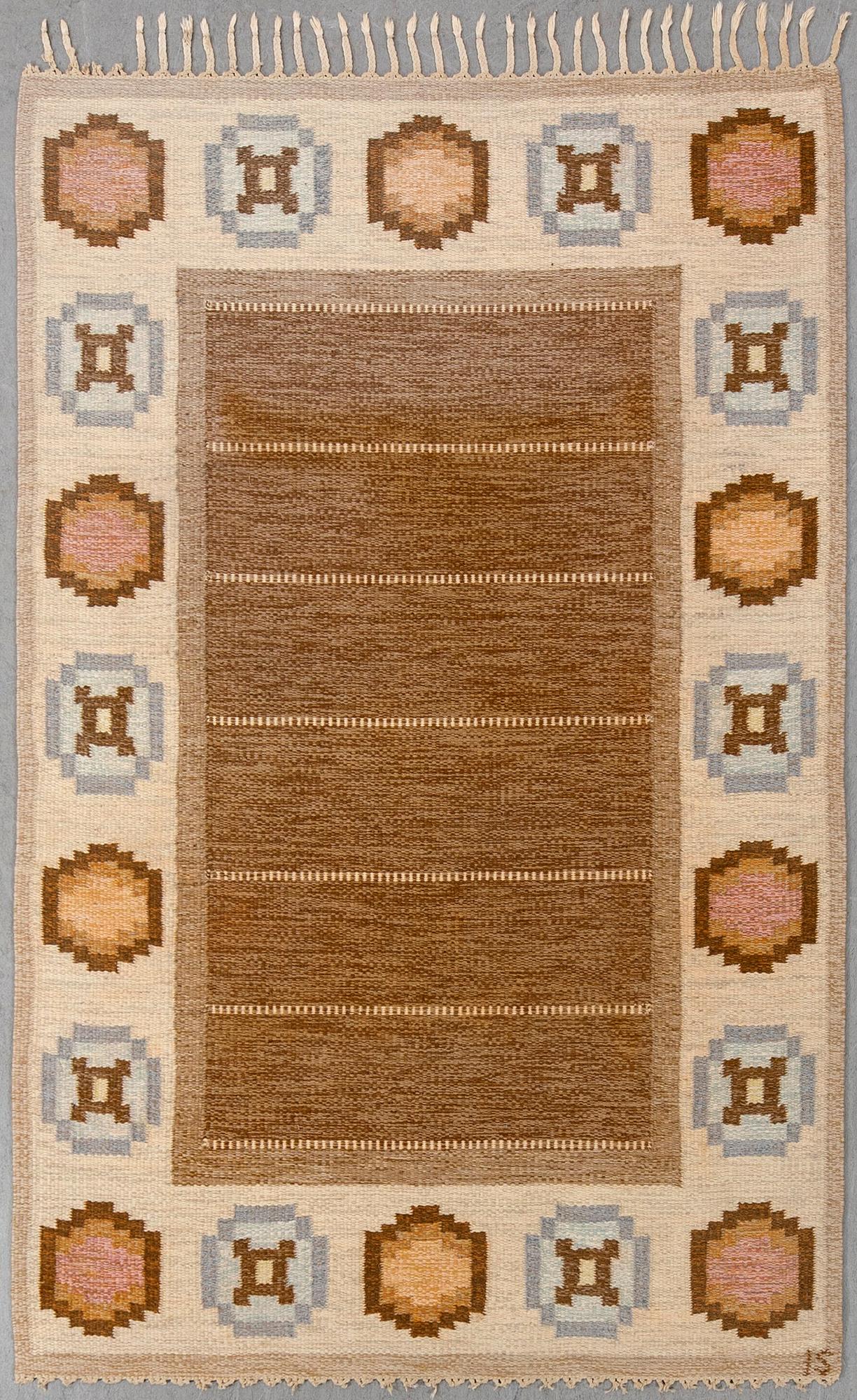Ingegerd Silow, rug, flat weave, signed IS, approx. 207 x 136 cm.