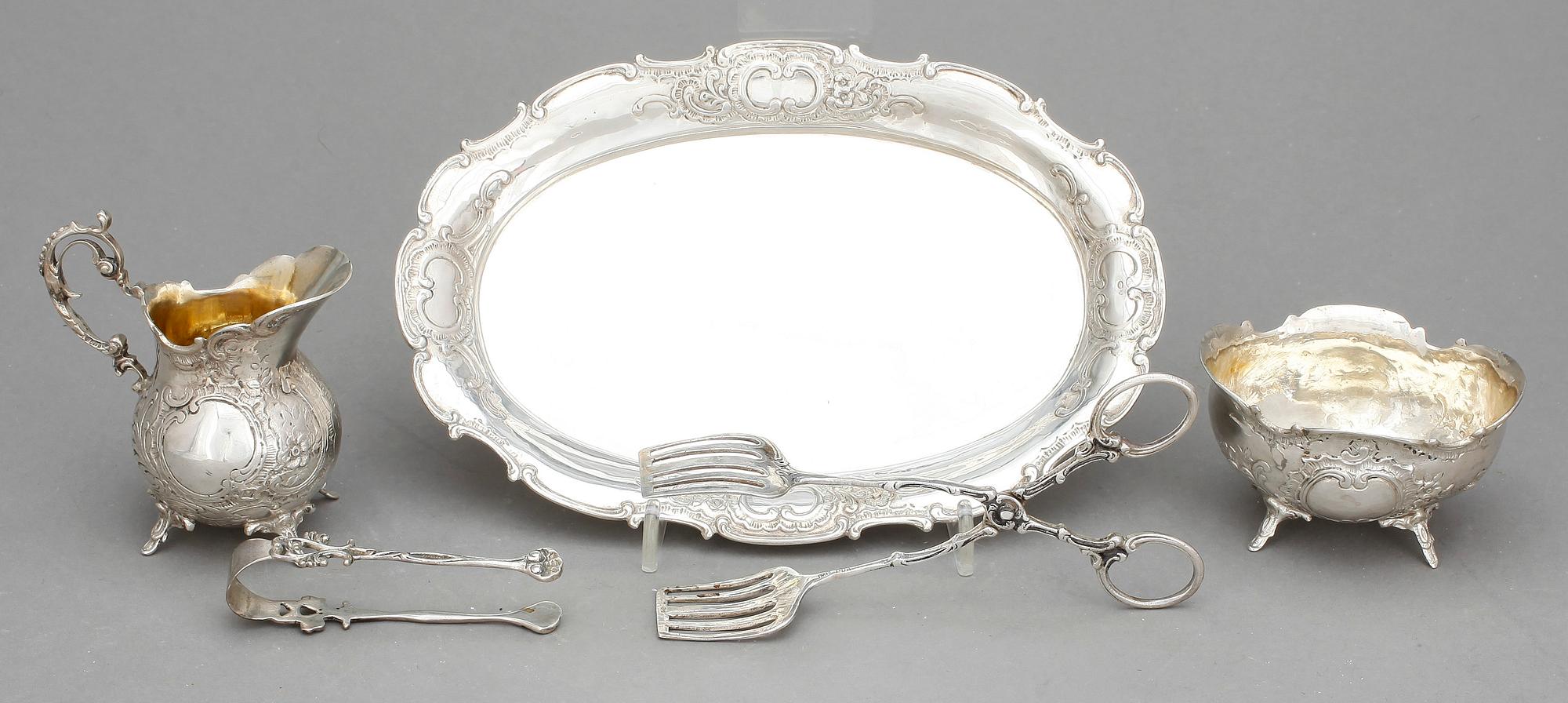 KAFFESERVISDELAR, 5 st, rokokostil, silver, importstämplat, 1900-tal, tot vikt, 356 gram.
