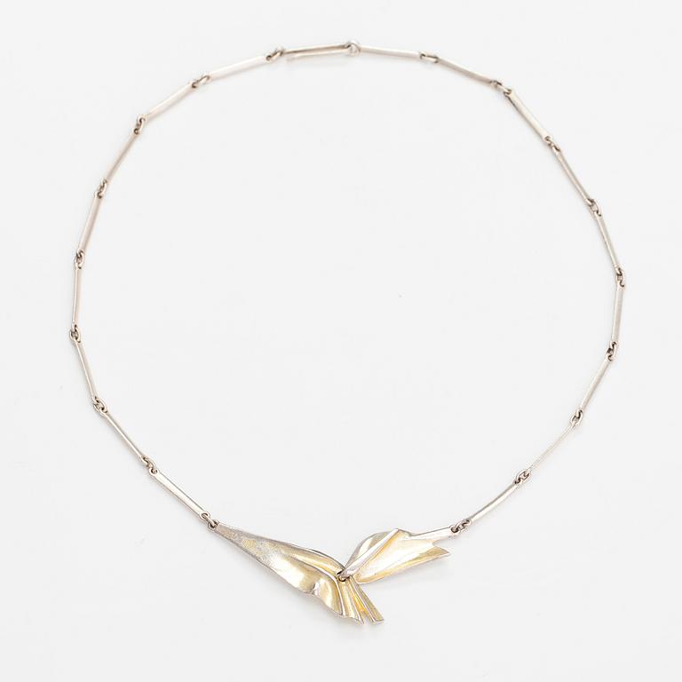 Zoltan Popovits, A sterling silver necklace "Tango". Lapponia 1992.