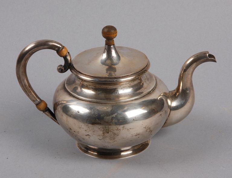 TEKANNA, silver. Moskva, Ryssland 1865.