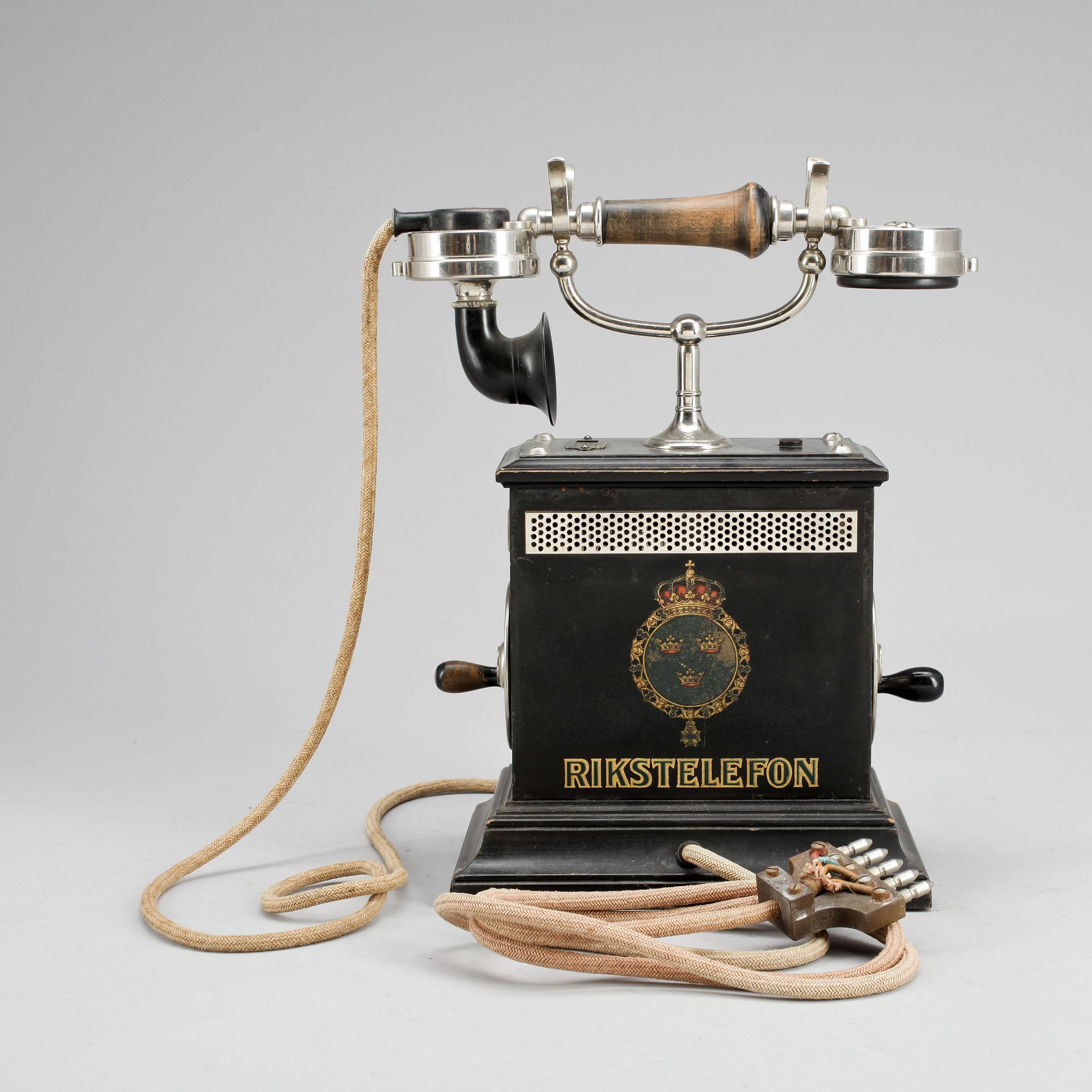 BORDSTELEFON, Rikstelefon. 1900-talets början.
