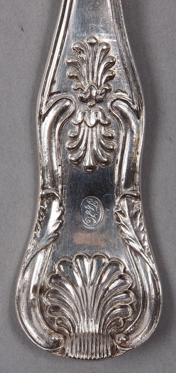 RAGUSKED, silver, Gustaf Theodor Folcker, Stockholm. 1852. Vikt ca 110 gram.
