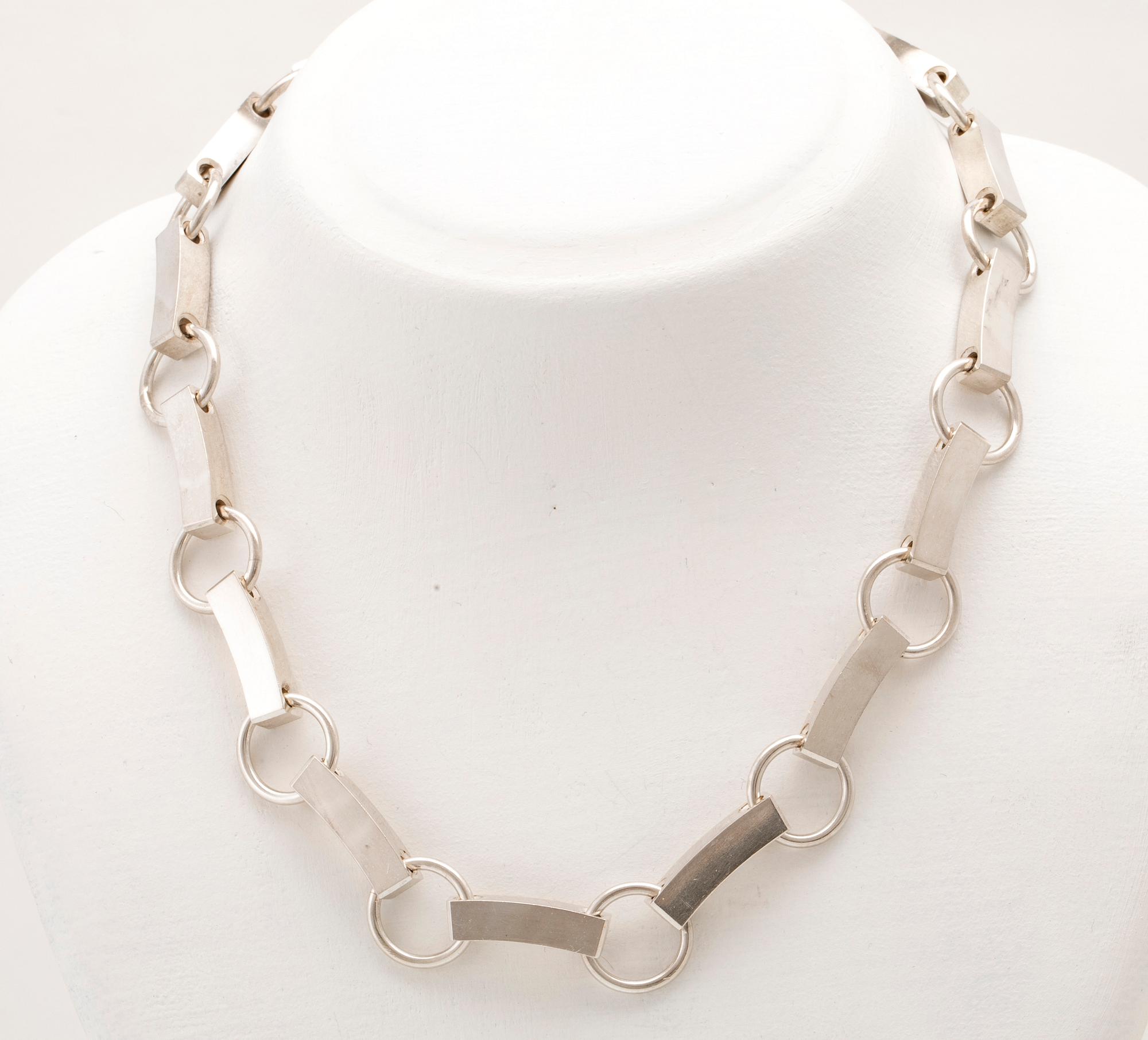 Elon Arenhill, Halsband silver Malmö 1989.