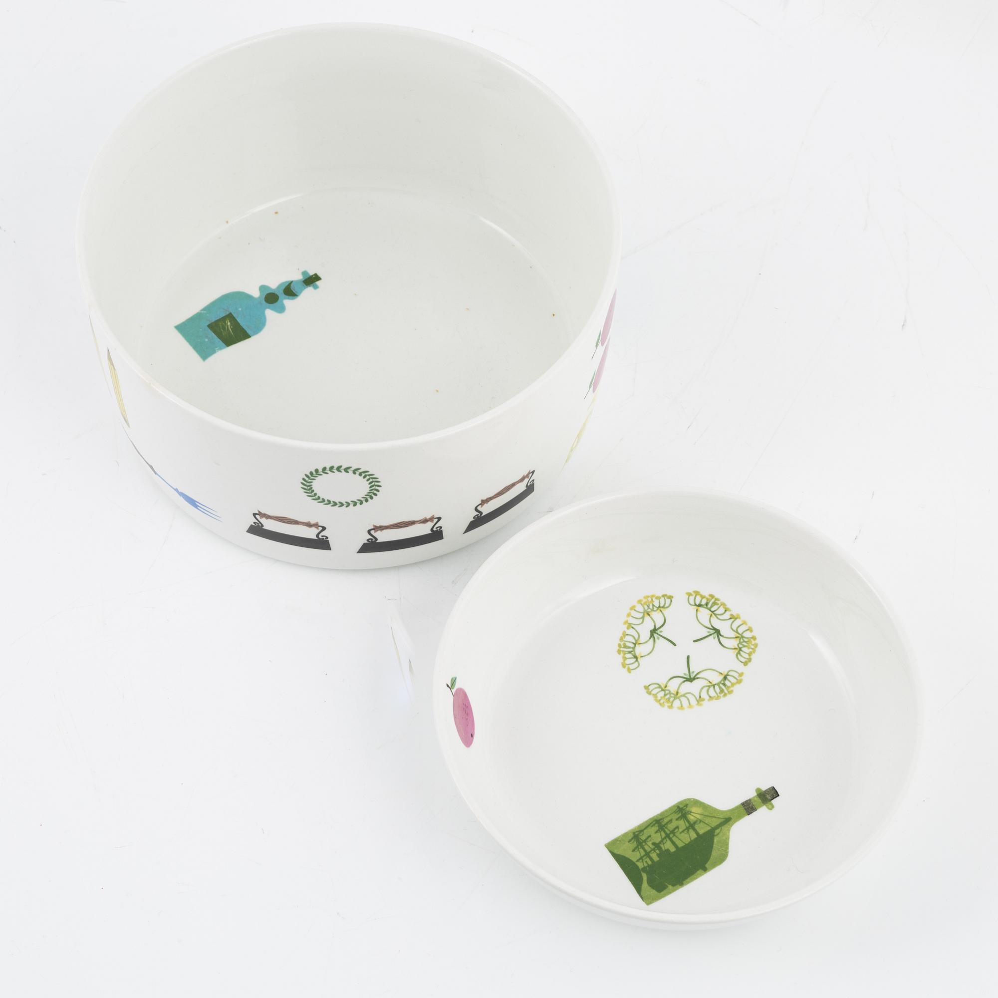 Stig Lindberg, a 22-piece part service, 'Pynta', Gustavsberg