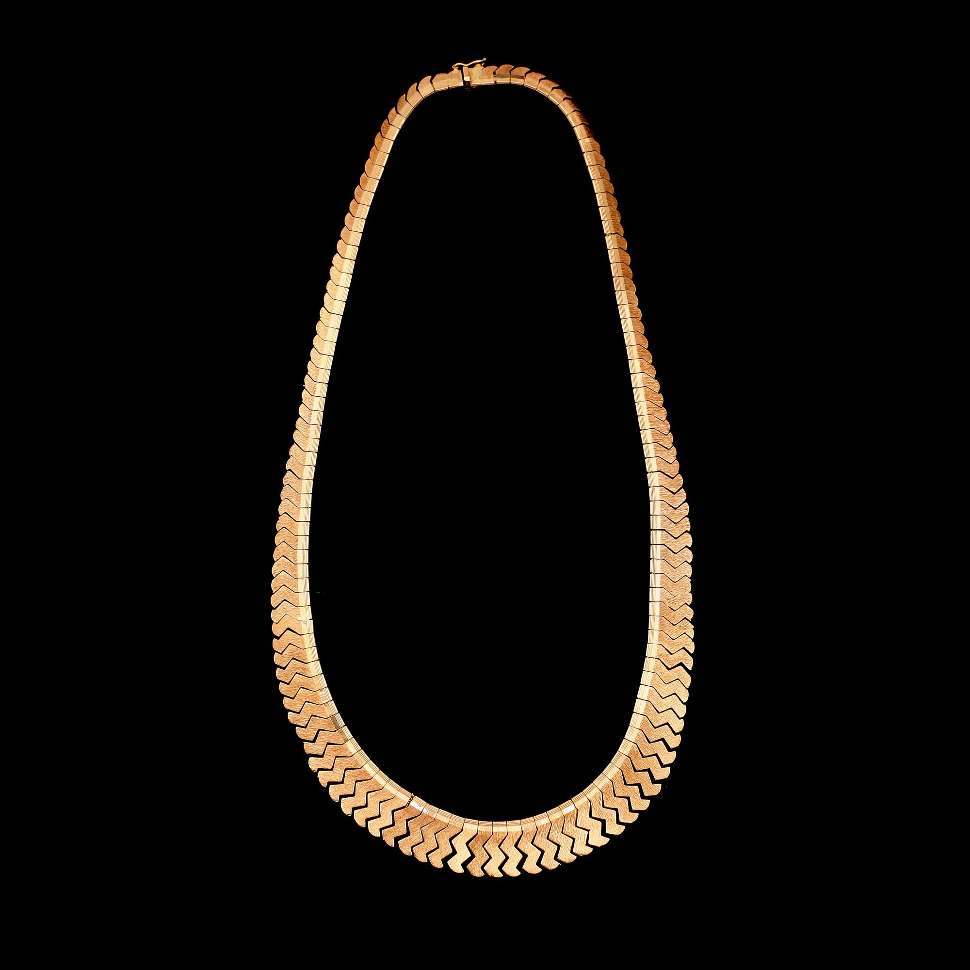 COLLIER, 18 k rödguld, 1900-talets andra hälft. Vikt ca 33 gram.