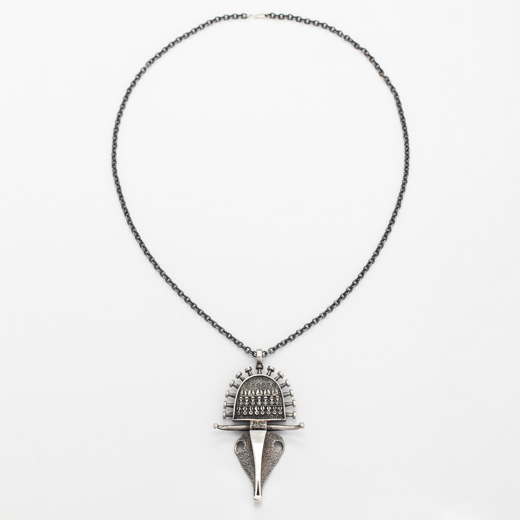 Jorma Laine, A silver necklace "Ox head". Turun Hopea, Turku.