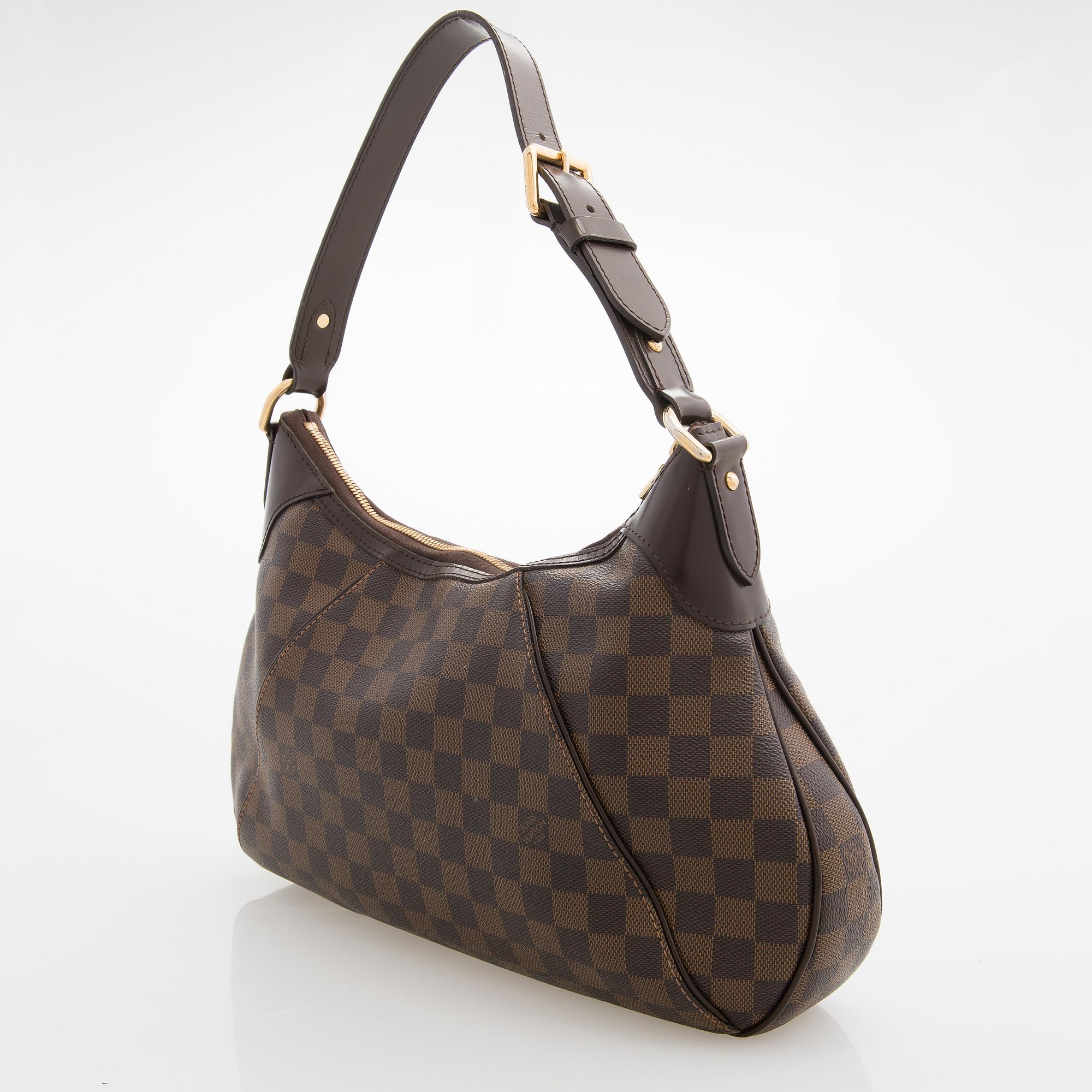 LOUIS VUITTON, "Thames" bag.