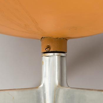 Arne Jacobsen, nojatuoli, "Egg", Fritz Hansen, Tanska, 1960/70-luku.