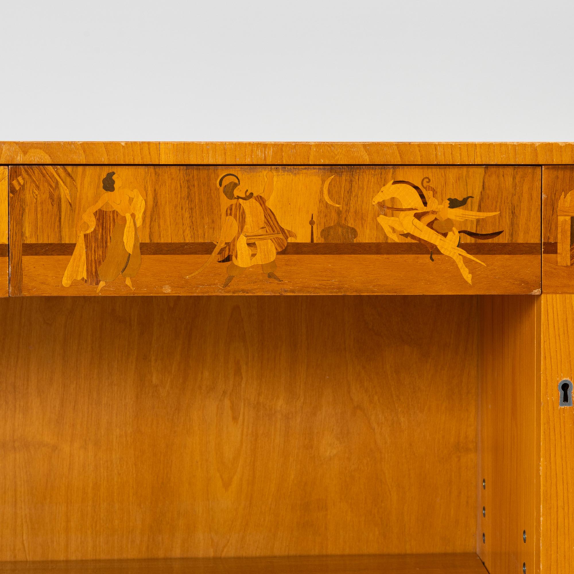 Sven Ekholm & Erik Matsson, sideboard, Swedish Modern "Tusen och en natt”, Lammhults stol- och snickerifabrik, 1940-tal.