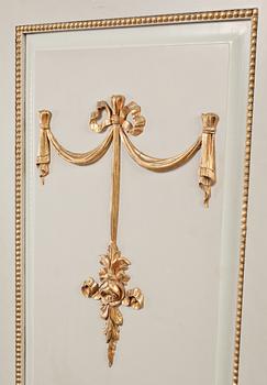 LINNESKÅP, gustaviansk stil, 1900-talets första hälft.