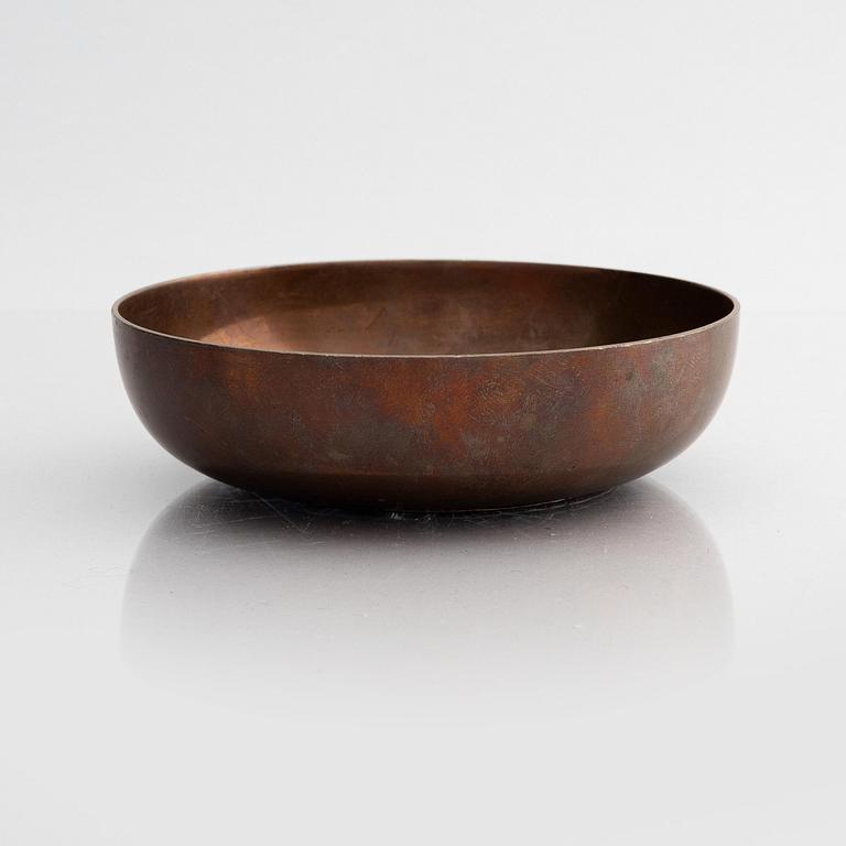 A Fabergé copper bowl, Moscow, 1914.