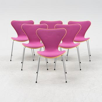 Arne Jacobsen, a set of six model 'Seven' chairs, Fritz Hansen, Denmark, dated 1991.