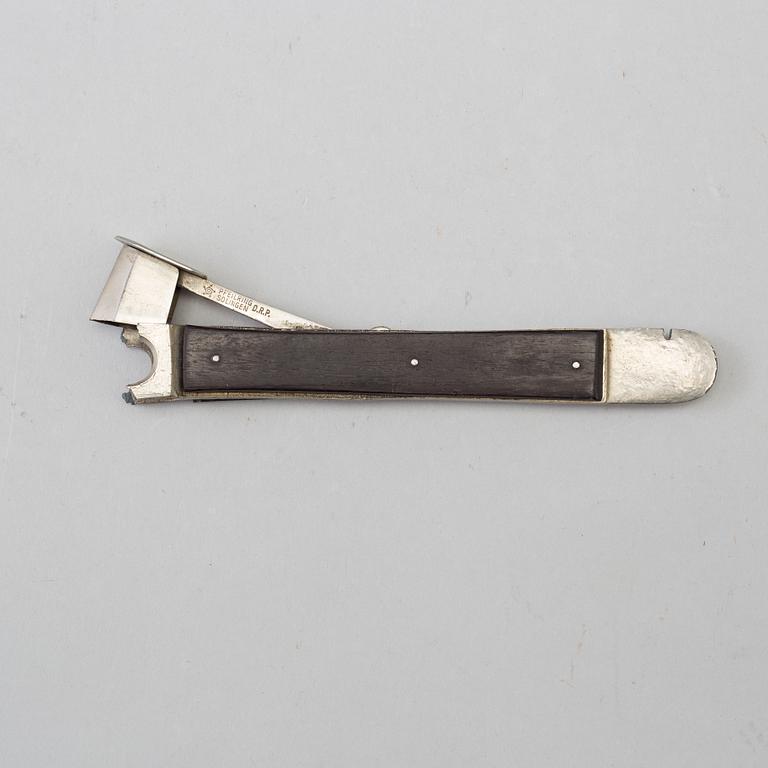 CIGARRSKÅP, 1900-talets mitt.