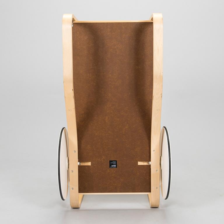 Alvar Aalto, serveringsvagn, modell 901, Artek 2009.