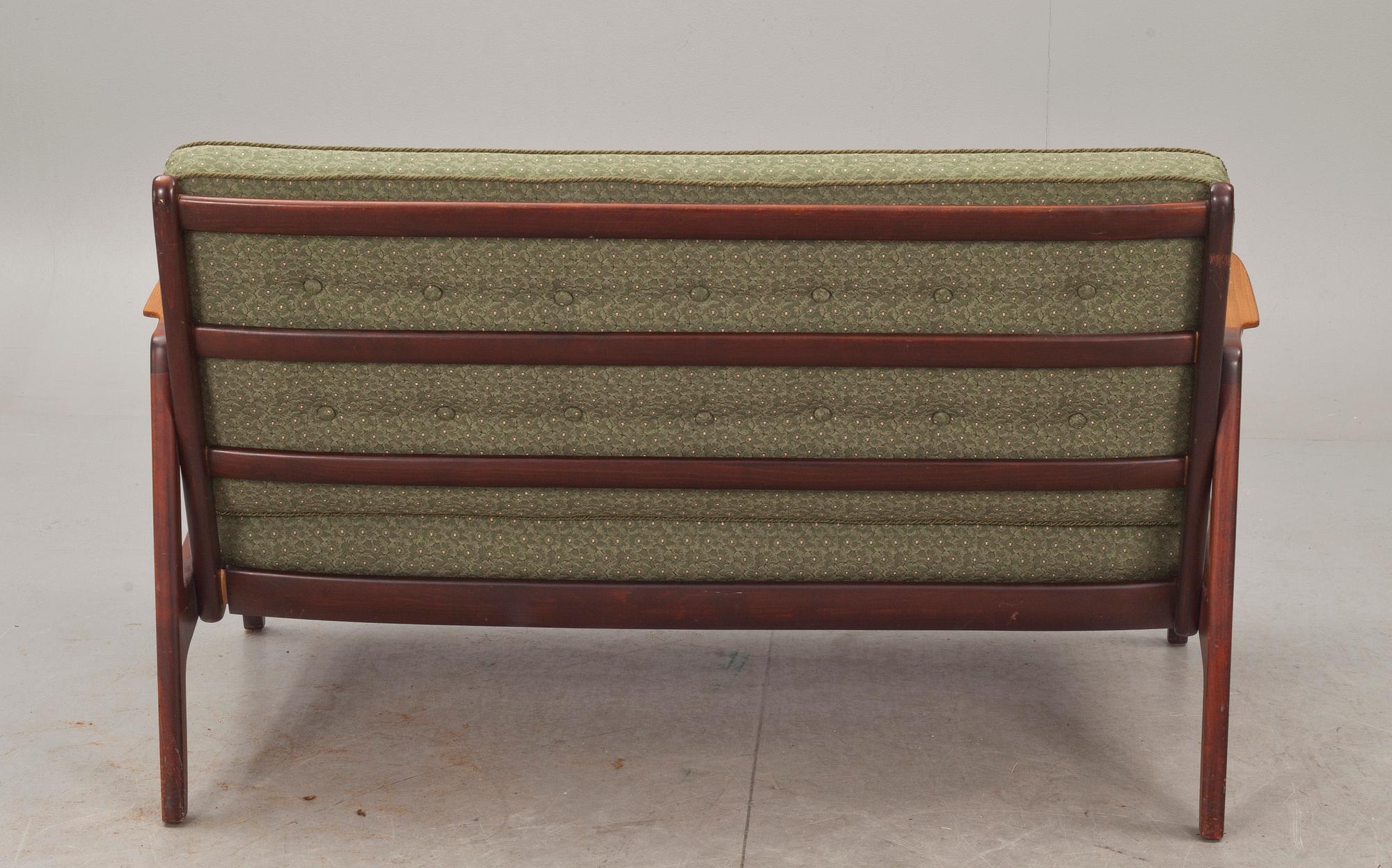 SOFFGRUPP, 3 delar, Peter Hvidt & Orla Mølgaard Nielsen, France & Daverkosen, Danmark.