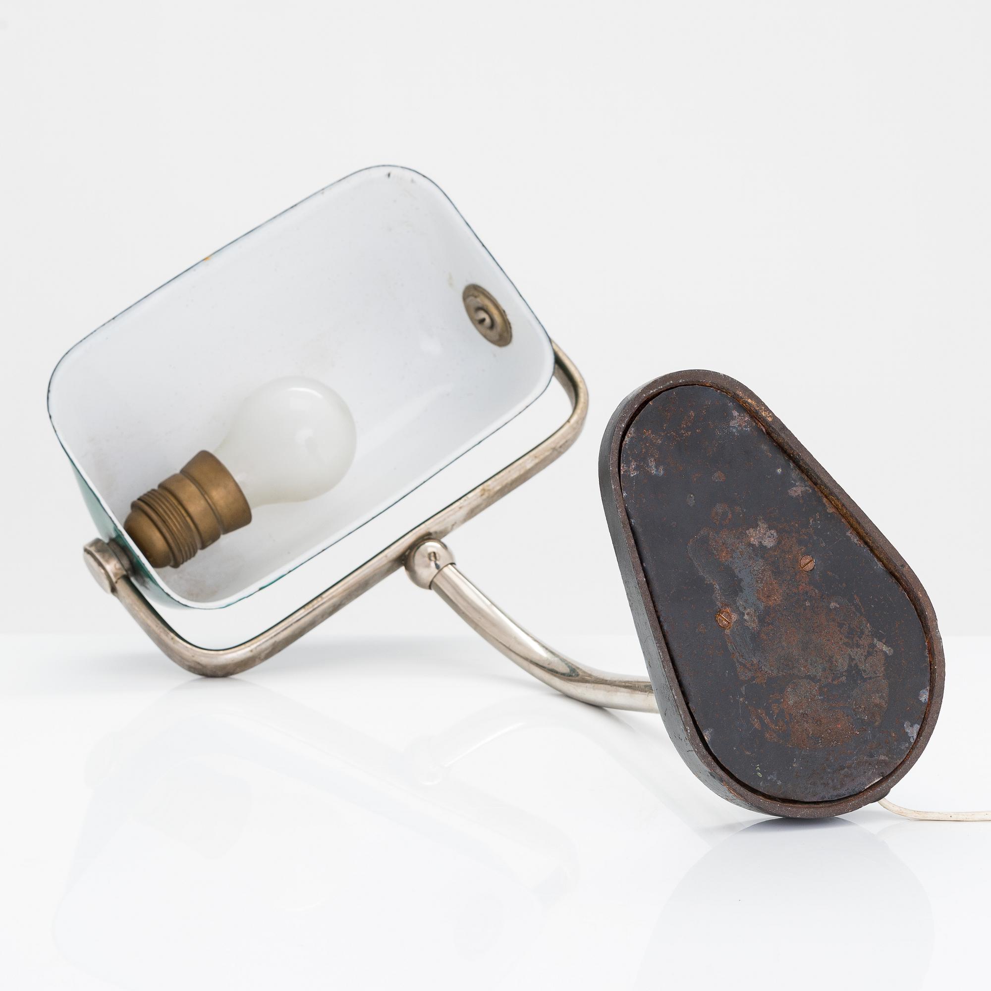 Paavo Tynell, a 1930's '5304' table lamp for Taito.