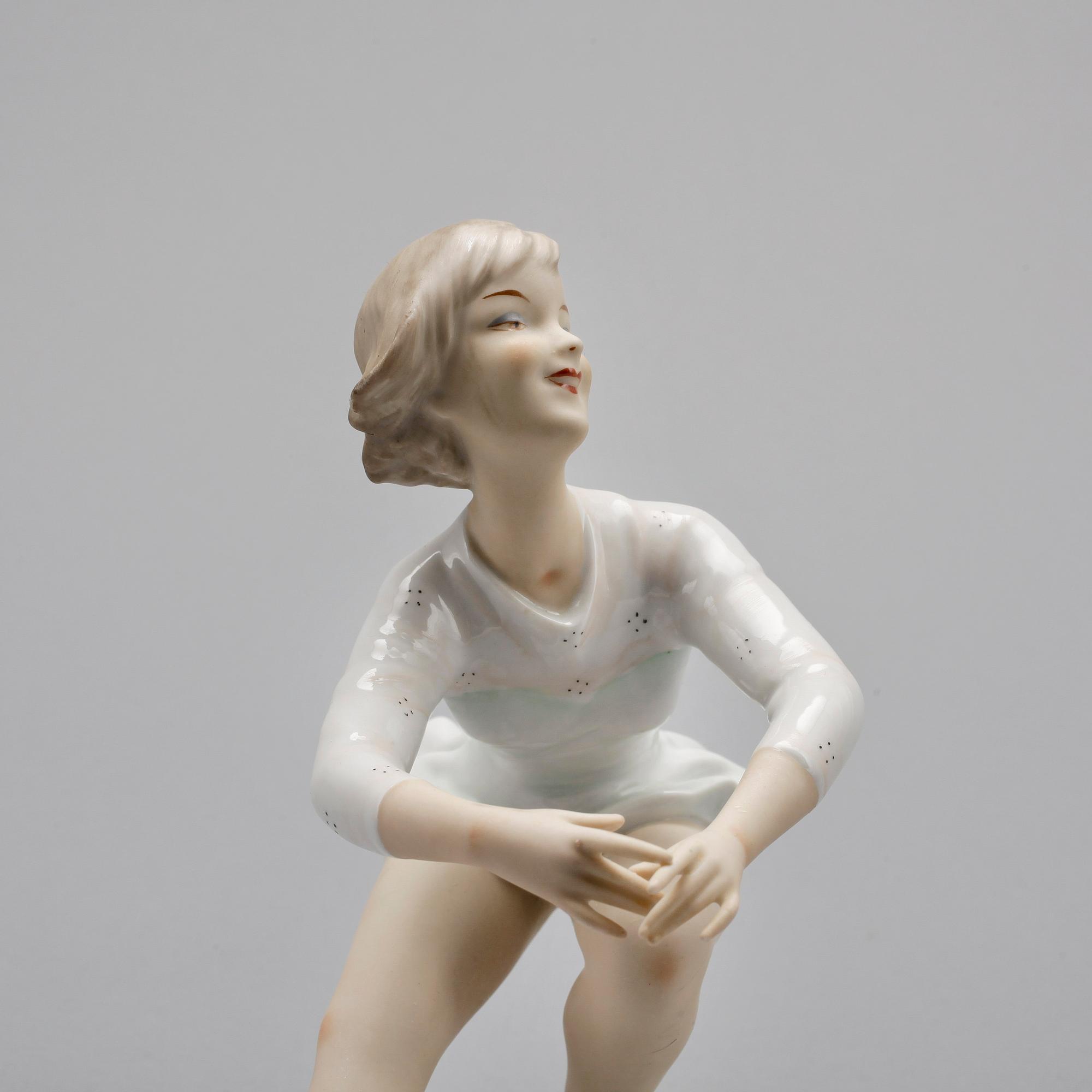 FIGURIN, porslin, Wallendorf, 1900-talets andra hälft.