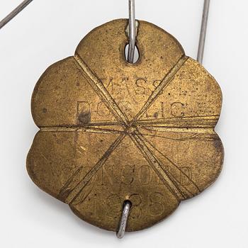 Alexander Calder, flower brooch, 1940.