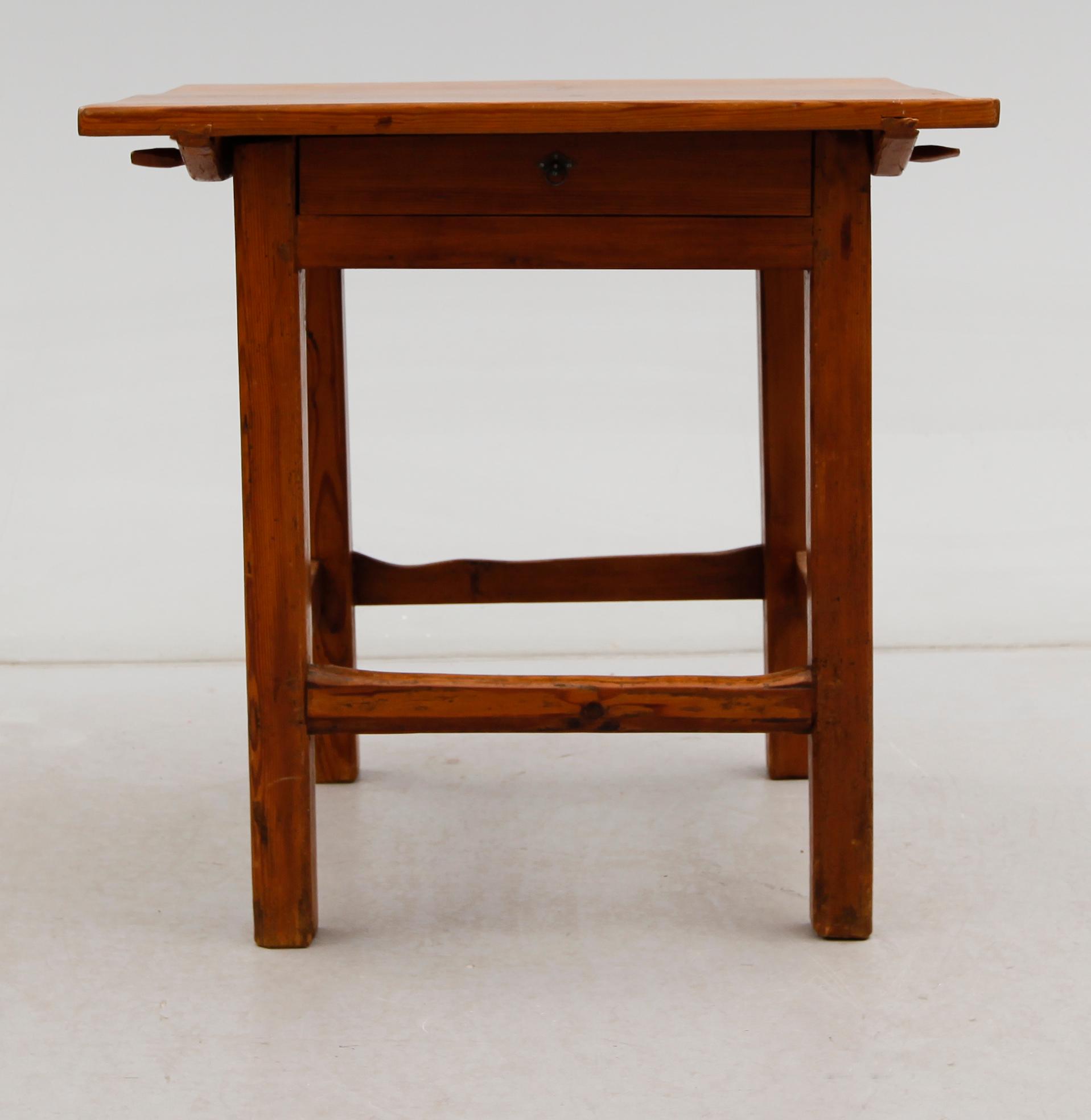 BORD, allmoge, 1800-talets mitt.