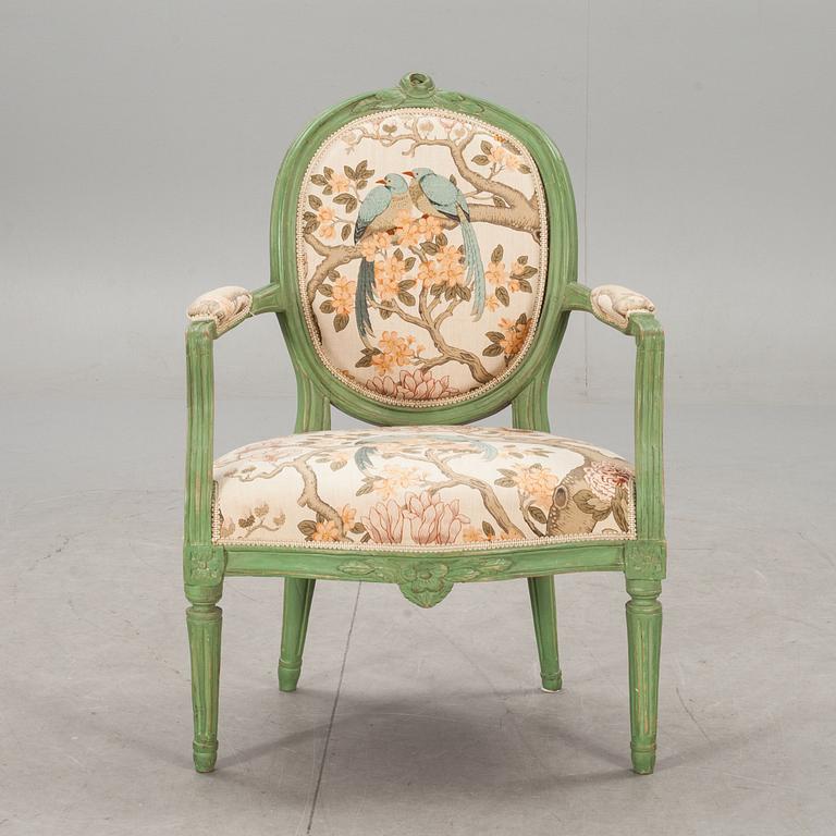 KARMSTOL, gustaviansk,  1700-talets slut.