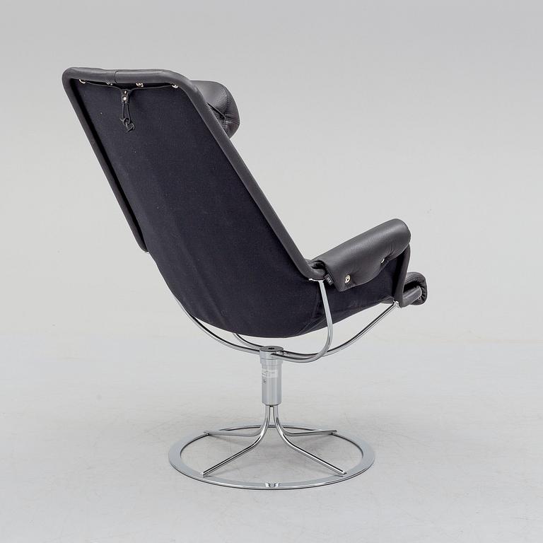 BRUNO MATHSSON "JETSON" CHAIR WITH STOOL by Bruno Mathsson, DUX.