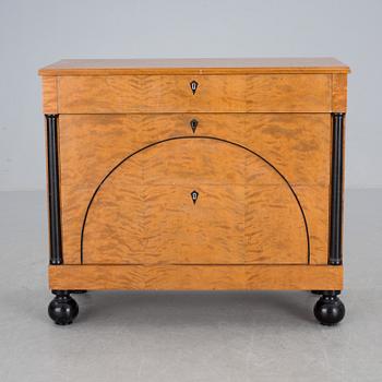 BYRÅ, biedermeierstil, 1900-tal.