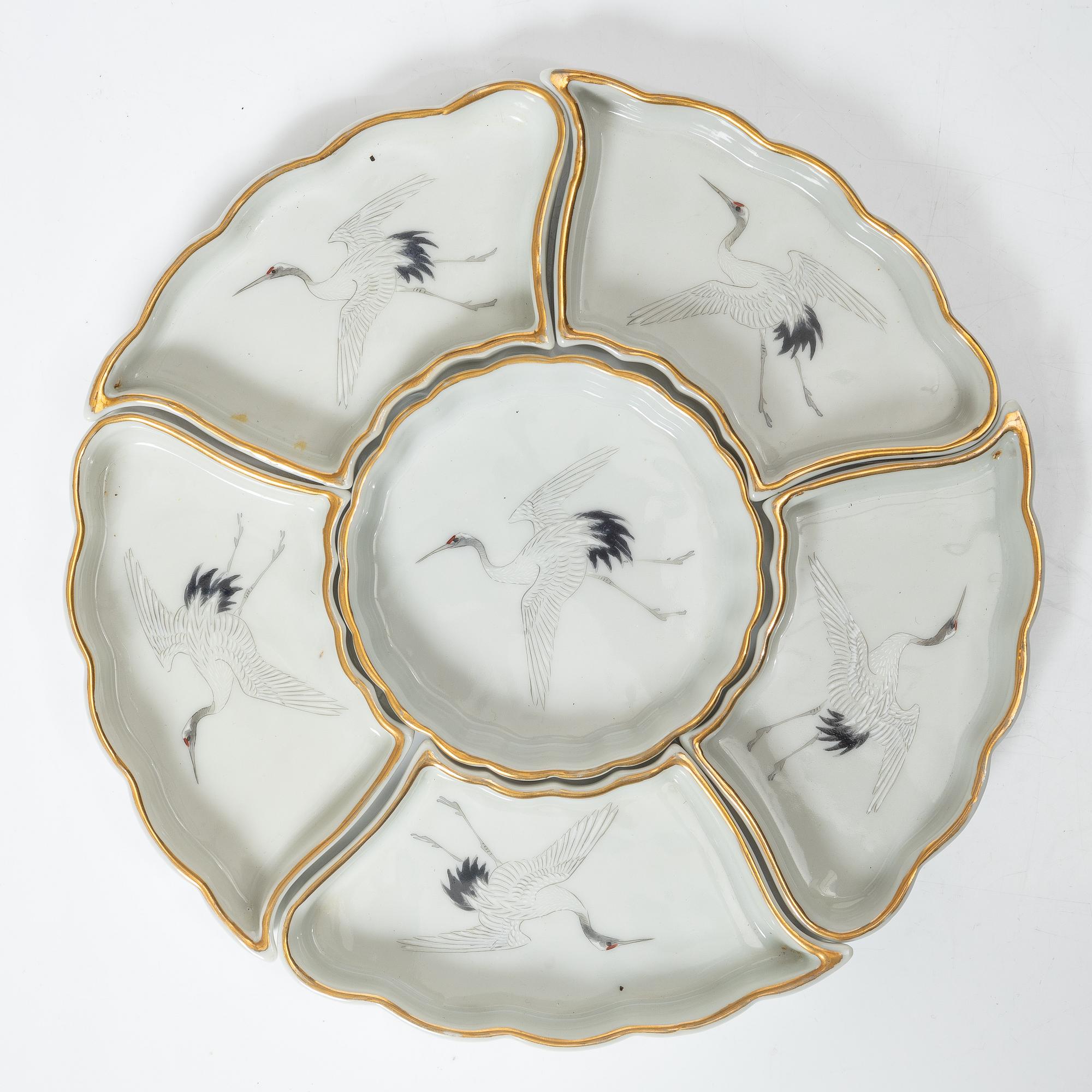 Kabaret i ask med lock, porslin och lack, Japan, tidigt 1900-tal.