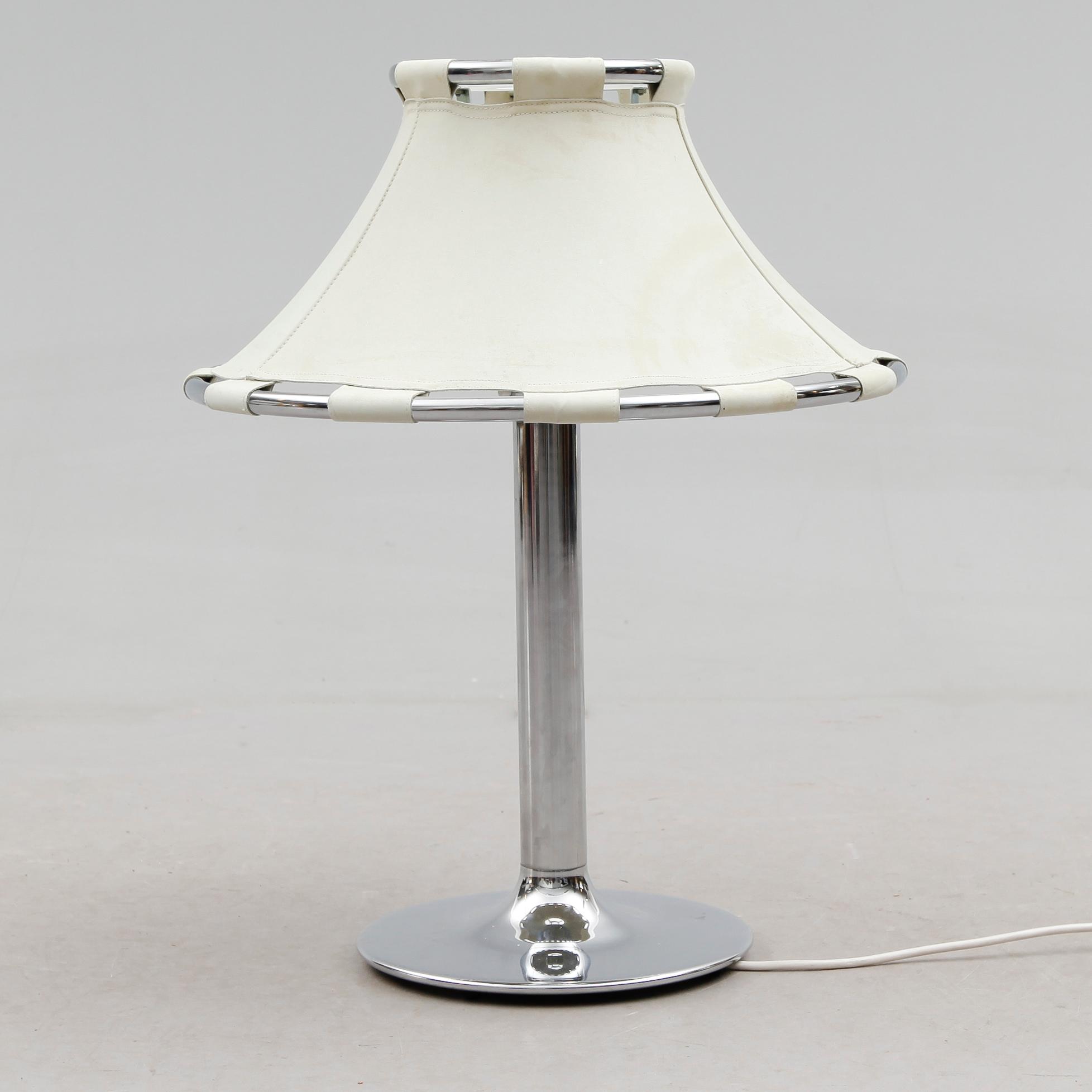 BORDSLAMPA, Ateljé Lyktan, Åhus, 1900-talets andra hälft.