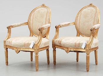 SALONGSGRUPP, 9 delar. Gustaviansk stil, 1900-talets mitt.