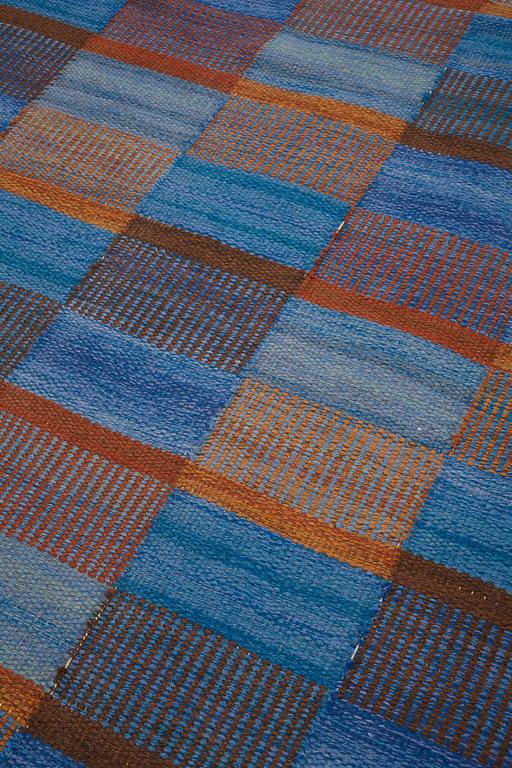 Mai Wellner, A CARPET, "Slagrutan", flat weave, ca 217 x 163,5 cm, signed AB MMF MW.